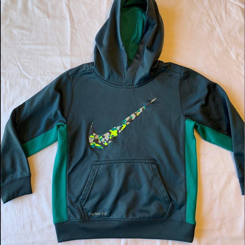 Kids Nike hoodie sz 7